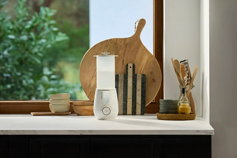 How to sterilise feeding bottles